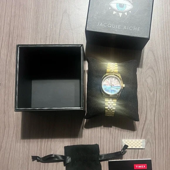 Timex x Jacqui Aiche Sunrise Limited Edition 36mm watch - Picture 15 of 16